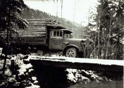 Georges Menétrey avec son camion en 1935