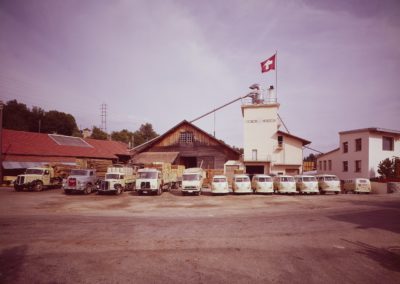 Les véhicules de la scierie MENETREY dans les années 70